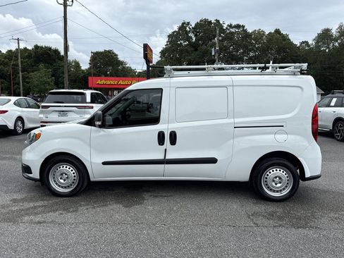 Used 2022 RAM ProMaster City Tradesman FWD image 2