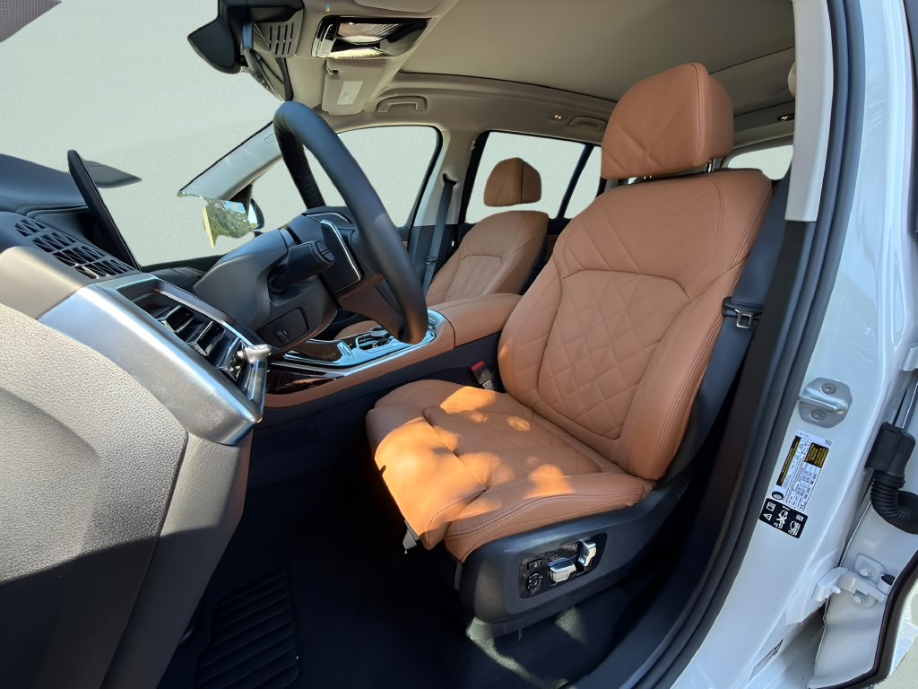 New 2027 BMW X7 xDrive40i AWD/4WD image 10