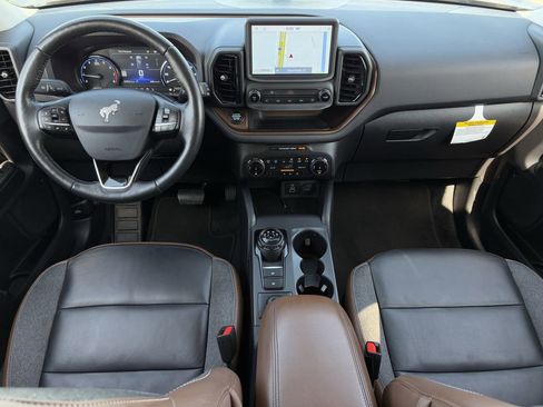 Used 2023 Ford Bronco Sport Outer Banks w/ Tech Package AWD/4WD image 12