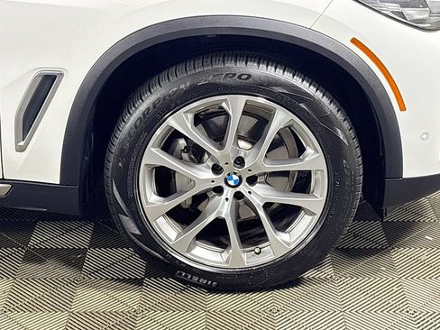 Used 2022 BMW X5 xDrive40i w/ Premium Package AWD/4WD image 24