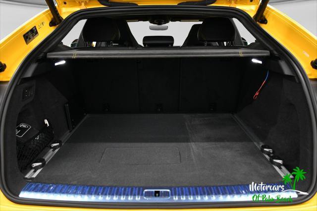 Used 2025 Lamborghini Urus SE AWD/4WD image 8