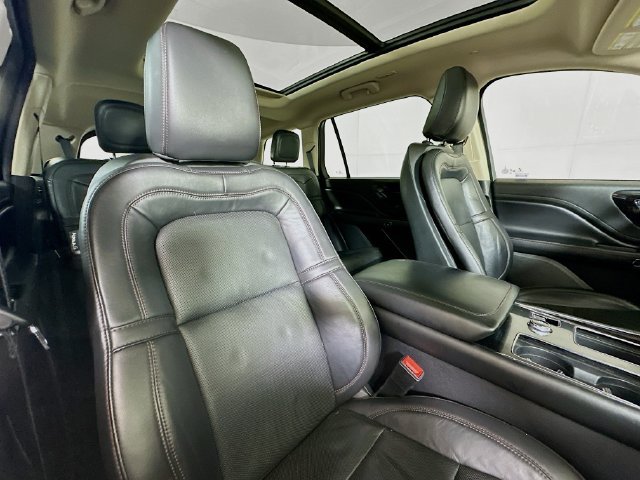 Certified 2022 Lincoln Aviator Reserve w/ Elements Package Plus AWD/4WD image 33