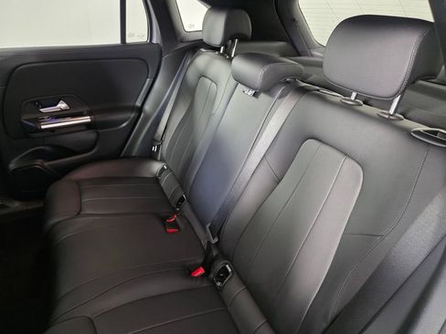Used 2021 Mercedes-Benz GLA 250 image 15