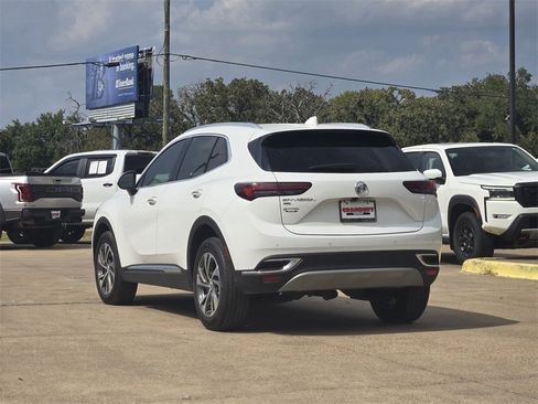 Used 2023 Buick Envision Essence image 4