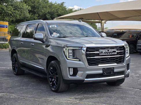 Certified 2024 GMC Yukon XL SLT w/ SLT Luxury Package AWD/4WD image 3
