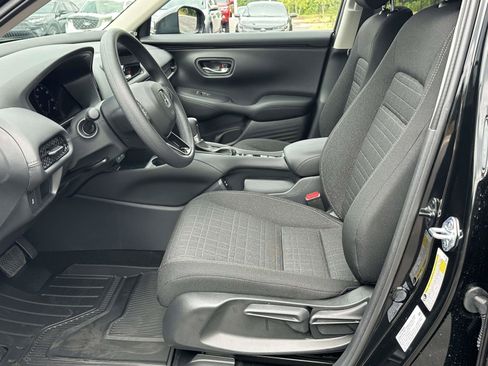 New 2027 Honda HR-V LX image 4