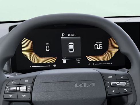 New 2025 Kia K4 LXS image 21