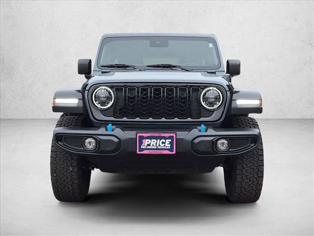 Used 2024 Jeep Wrangler Unlimited AWD/4WD image 2
