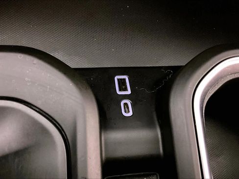 Used 2023 GMC Sierra 1500 Denali Ultimate image 32