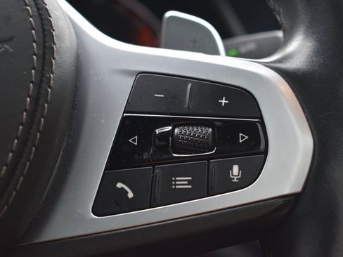 Used 2021 BMW X6 sDrive40i w/ M Sport Package image 16