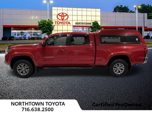 Used 2019 Toyota Tacoma SR5 image 2