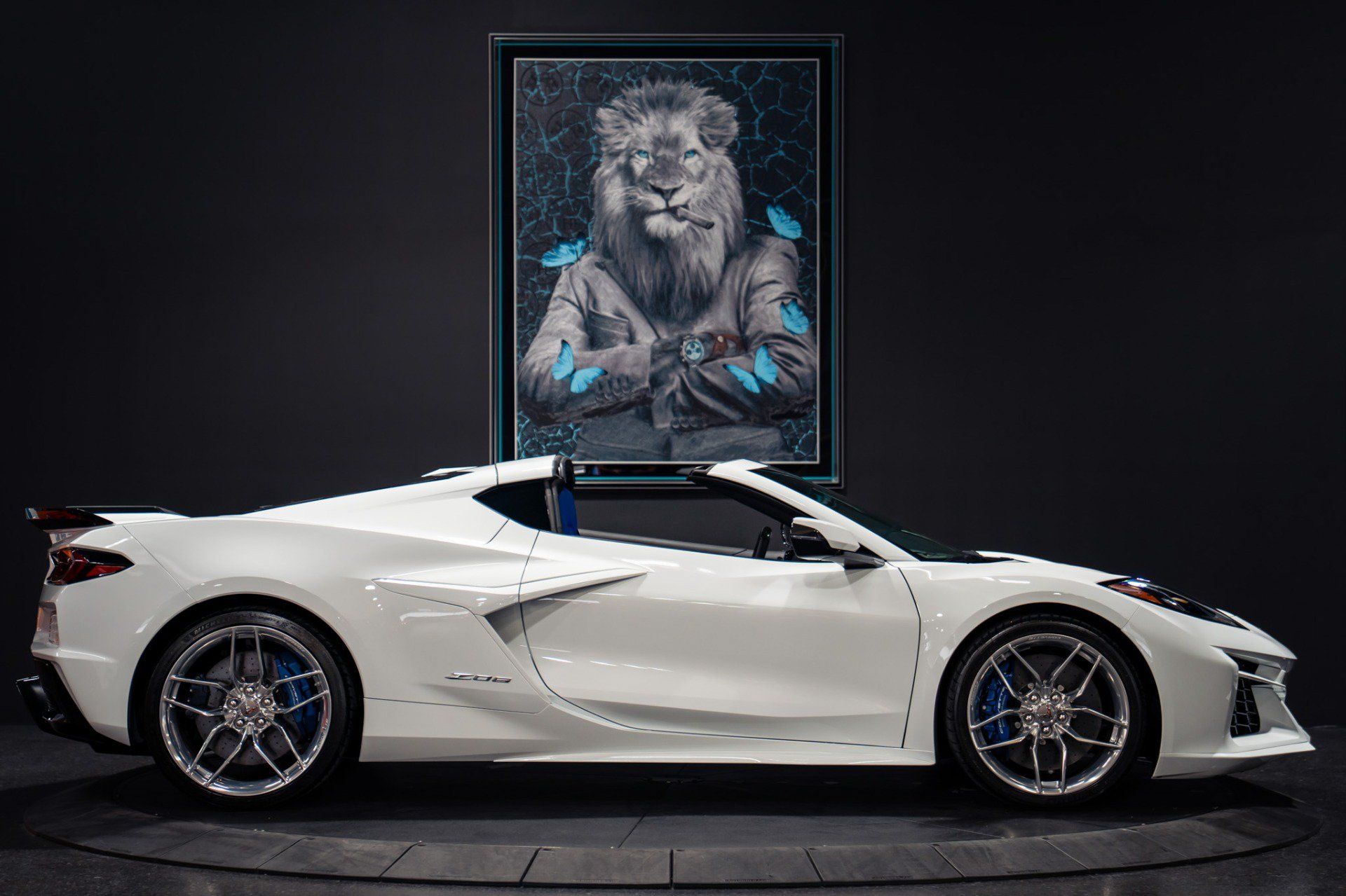 Used 2026 Chevrolet Corvette Z06 w/ Chrome Exterior Badge Package RWD image 50