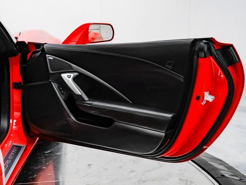 Used 2016 Chevrolet Corvette Z06 w/ 2LZ Preferred Equipment Group image 91