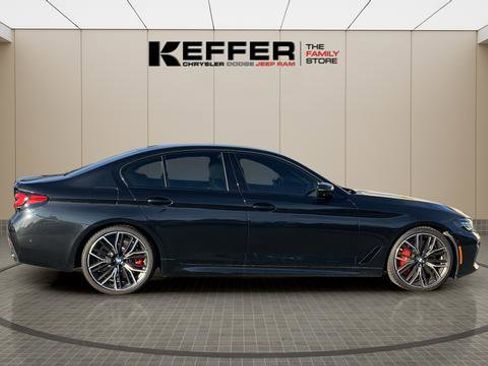 Used 2023 BMW M550i xDrive w/ Dynamic Handling Package image 8