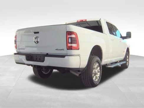 Used 2024 RAM 2500 Laramie AWD/4WD image 8