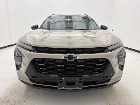 New 2026 Chevrolet Trax ACTIV w/ Driver Confidence Package FWD image 12