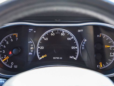 Certified 2021 Jeep Grand Cherokee Limited w/ Luxury Group II image 16