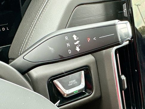 New 2026 GMC Yukon XL Denali w/ Denali Reserve Package AWD/4WD image 22