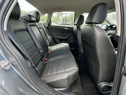 Used 2024 Volkswagen Jetta SE FWD image 18