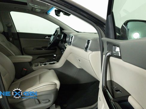 Used 2018 Kia Sportage EX w/ Option Group 040 FWD image 36