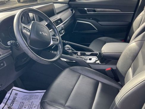 Used 2022 Kia Telluride EX image 8