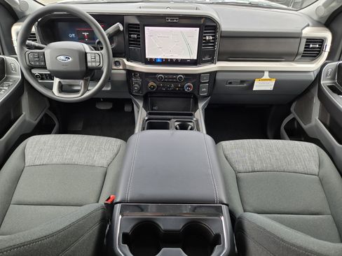 New 2026 Ford F250 XLT w/ XLT Premium Package image 18