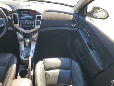 Used 2014 Chevrolet Cruze LTZ image 16