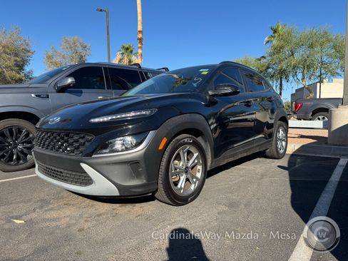 Used 2023 Hyundai Kona SEL FWD image 7