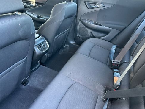 Used 2022 Chevrolet Malibu LT FWD image 12