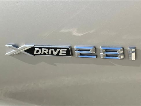 Used 2017 BMW X3 xDrive28i AWD/4WD image 9