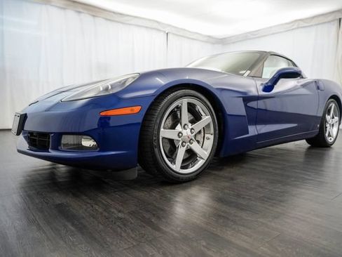 Used 2007 Chevrolet Corvette Coupe w/ Preferred Equipment Group RWD image 23
