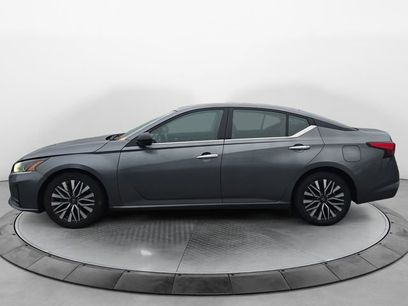 Used 2024 Nissan Altima 2.5 SV
