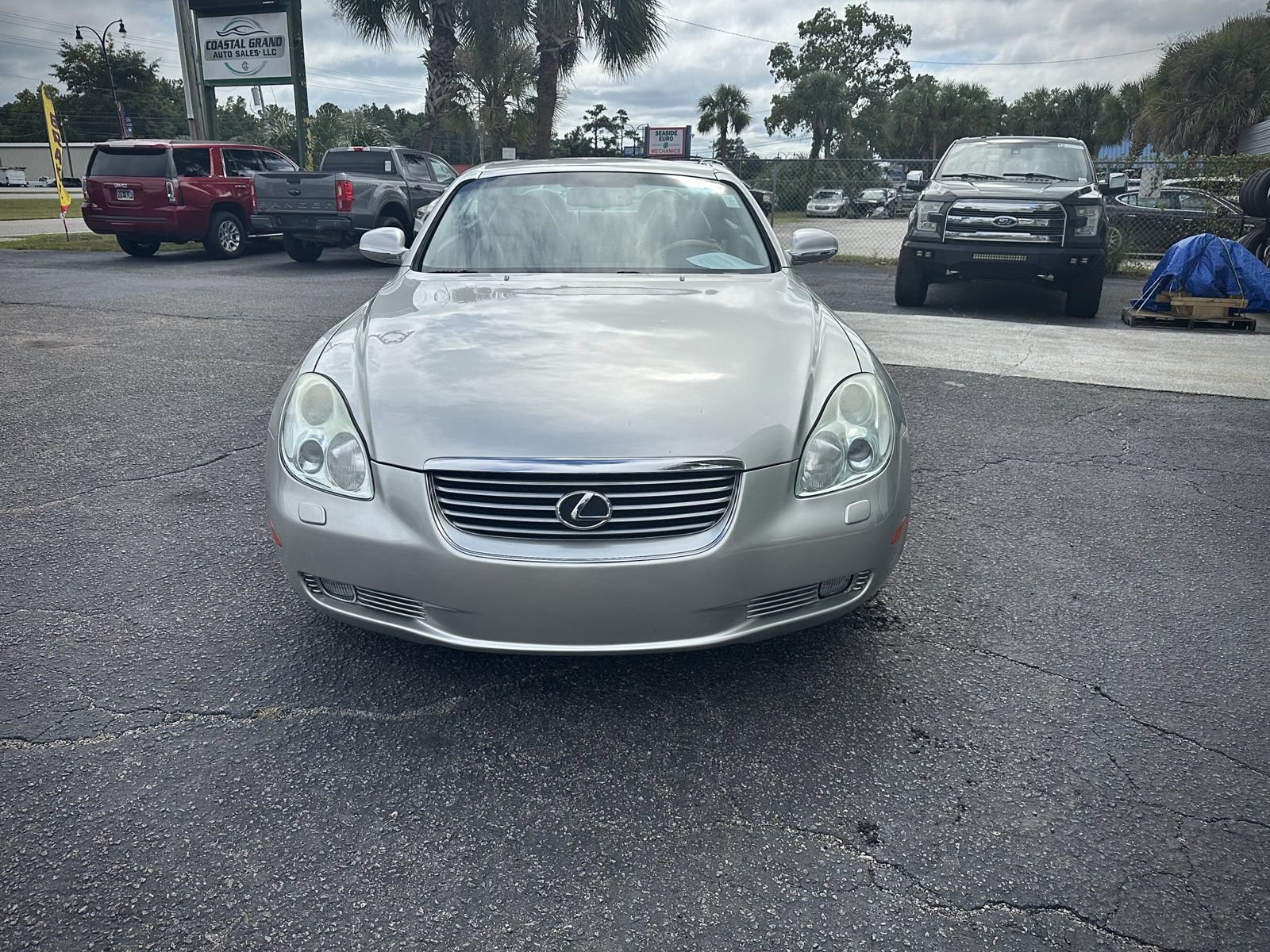 Used 2003 Lexus SC 430 Convertible RWD image 2