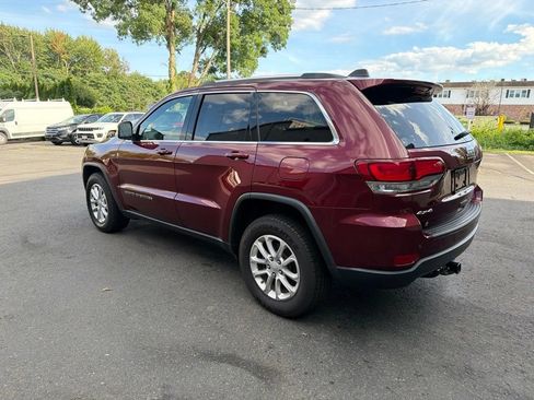 Used 2021 Jeep Grand Cherokee Laredo AWD/4WD image 7