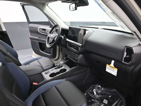 New 2025 Ford Bronco Sport Outer Banks image 24