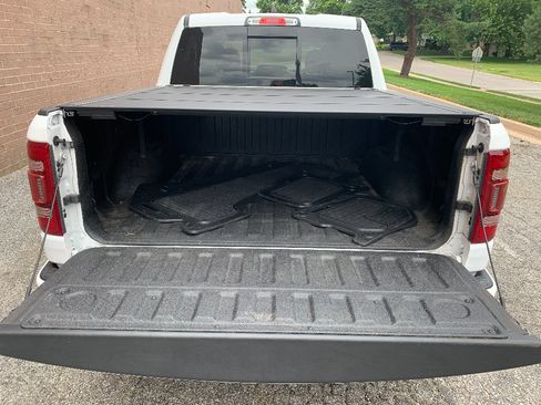 Used 2023 RAM 1500 Limited w/ Body Color Bumper Group AWD/4WD image 6
