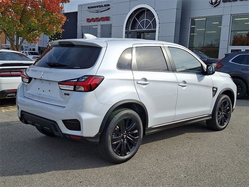 New 2025 Mitsubishi Outlander Sport LE image 4