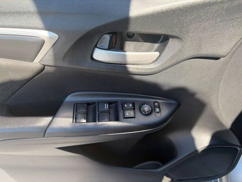 Used 2015 Honda Fit EX image 16