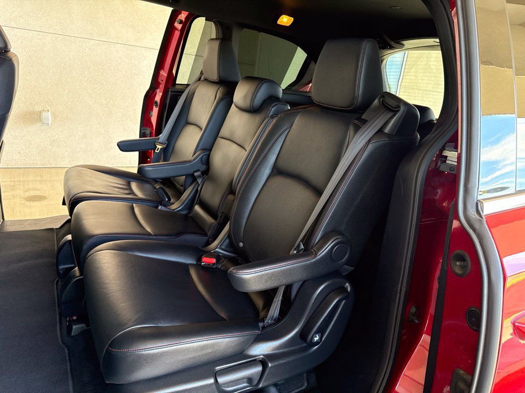 Certified 2025 Honda Odyssey Sport-L image 18