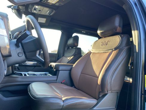 Used 2025 Ford F350 King Ranch image 7