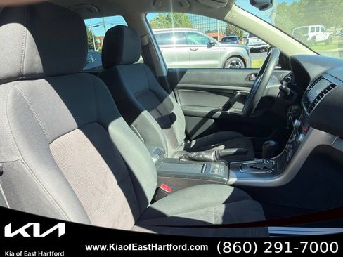Used 2008 Subaru Outback 2.5i AWD/4WD image 11