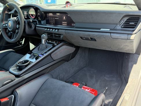 Certified 2025 Porsche 911 GT3 RS image 15