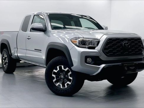Used 2022 Toyota Tacoma TRD Off-Road image 6