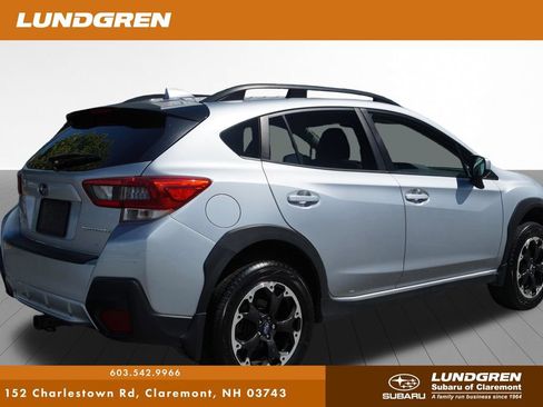 Used 2021 Subaru Crosstrek 2.0i Premium AWD/4WD image 3