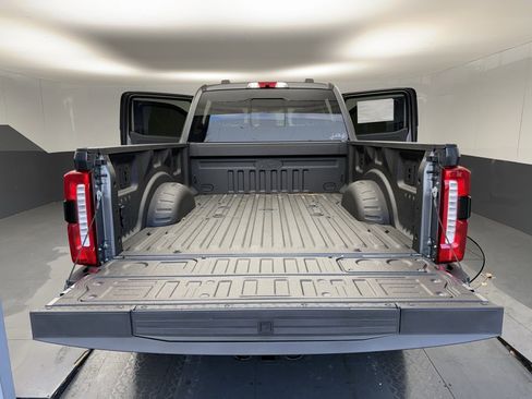 New 2026 Ford F250 Lariat w/ Black Appearance Package image 6