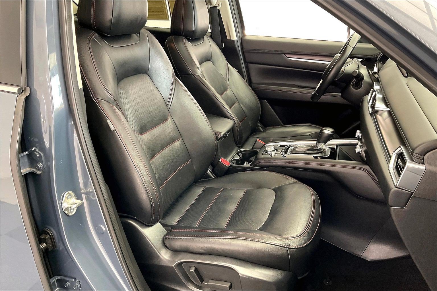 Used 2025 MAZDA CX-5 Carbon Edition AWD/4WD image 6