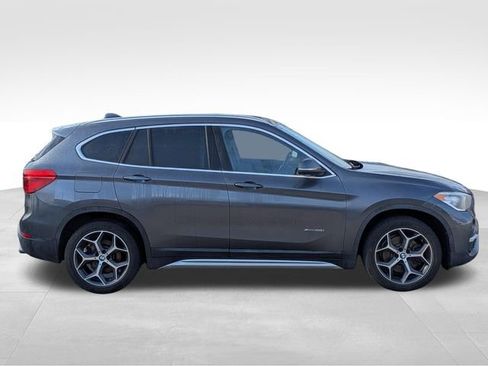 Used 2018 BMW X1 xDrive28i image 9