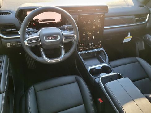 New 2026 GMC Terrain Elevation w/ Elevation Premium Package image 5