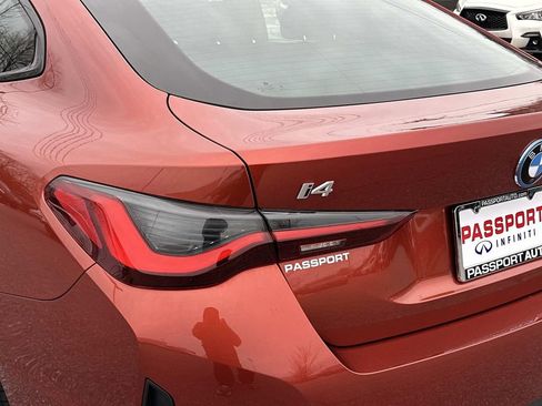 Used 2023 BMW i4 eDrive35 w/ Premium Package image 9