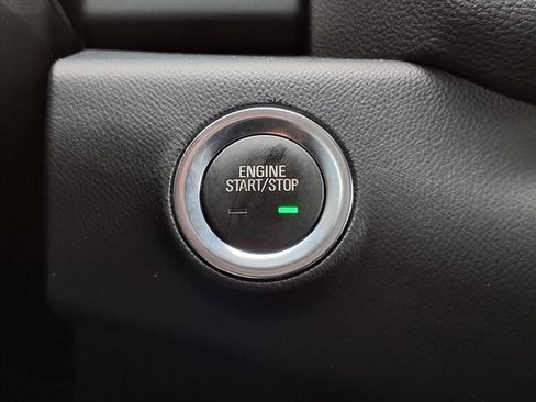 Certified 2022 GMC Terrain SLE w/ Driver Convenience Package image 19